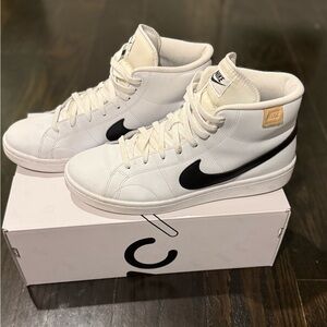 Nike Men’s 10.5 Court Royale 2